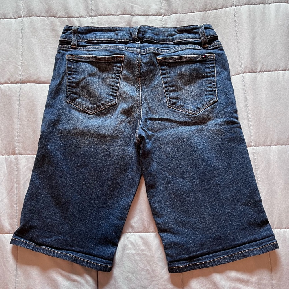 Women’s Tommy Hilfiger Long Length Denim Shorts Size 6 - Picture 4 of 4